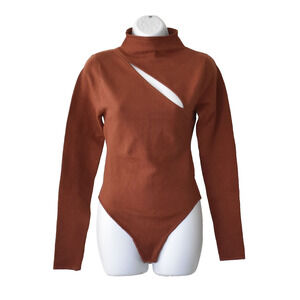 A4 NWT GOOD AMERICAN Rust Brown Cut Out And Play Sweater Bodysuit Size 2 $105